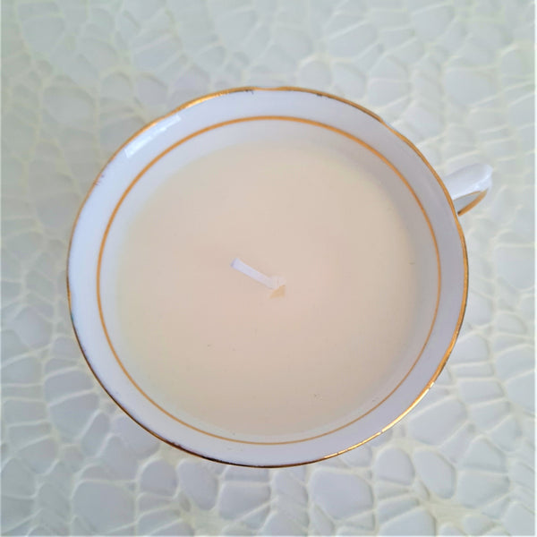 Colclough Cup Candle - Freesia