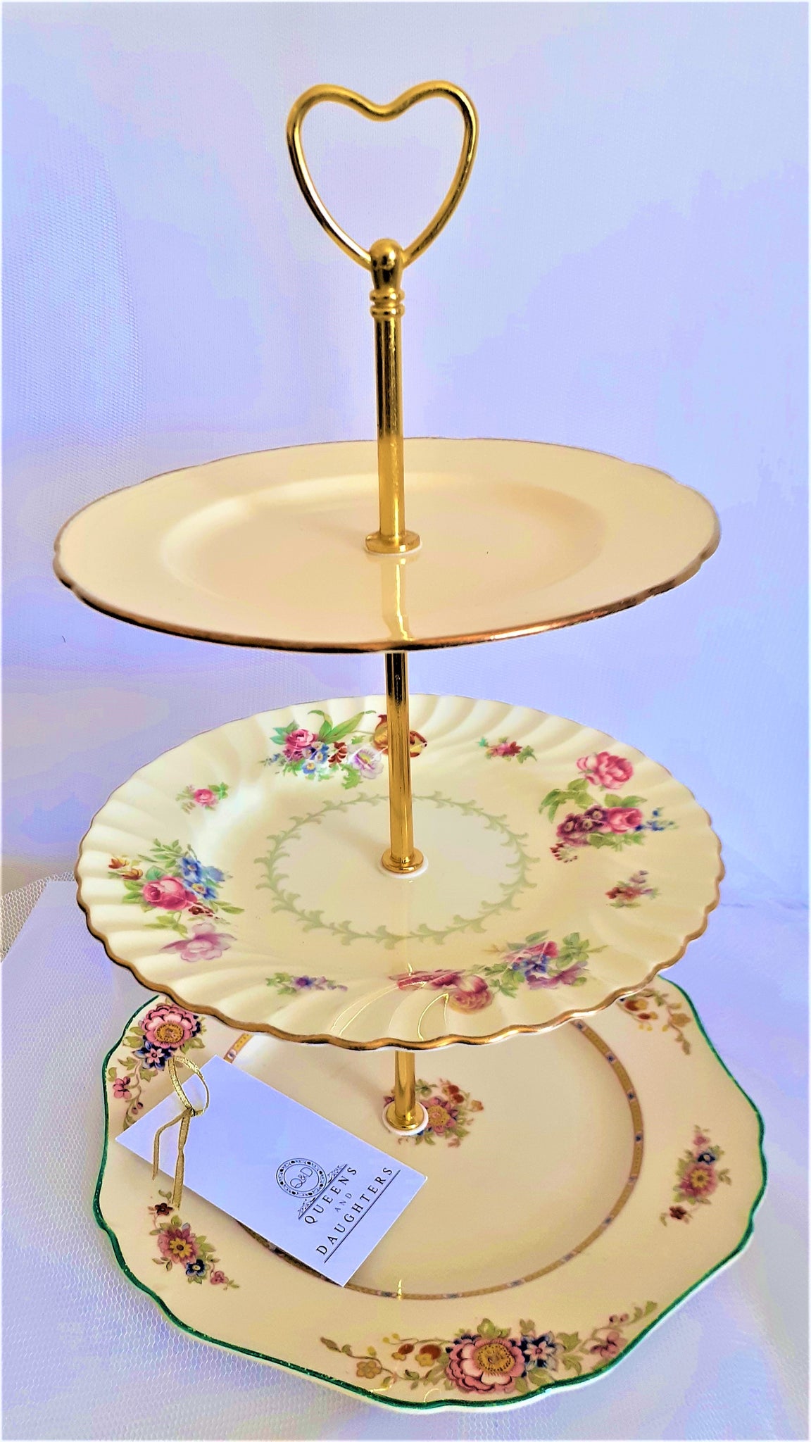 Elizabeth Cake Stand
