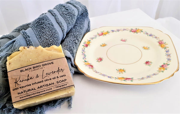 Collingwoods Dish with Kanuka & Lavender Artisan Soap