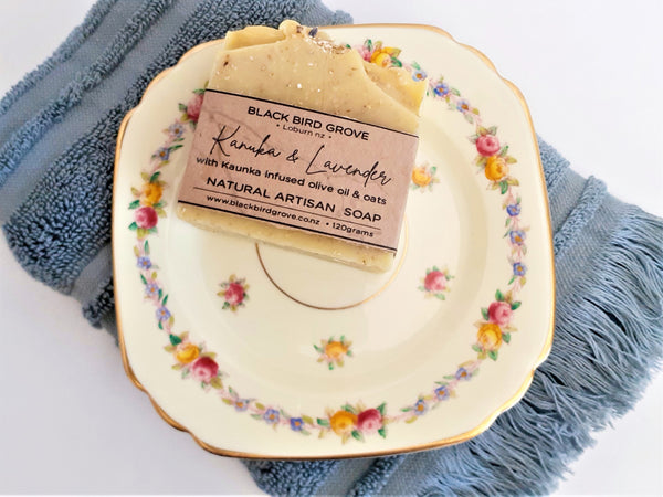 Collingwoods Dish with Kanuka & Lavender Artisan Soap