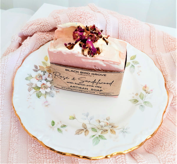 Royal Albert Dish with Rose & Sandalwood Artisan Soap