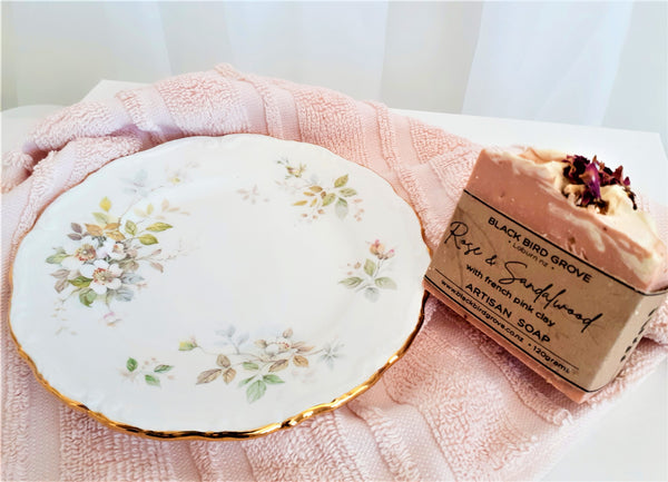 Royal Albert Dish with Rose & Sandalwood Artisan Soap